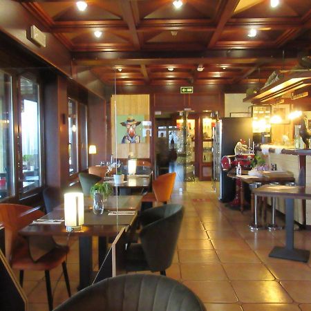 Hotel Restaurant N 4 Martelange Luaran gambar