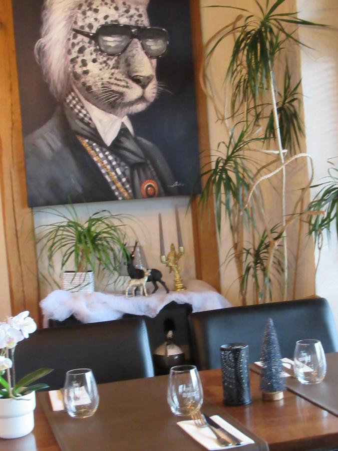 Hotel Restaurant N 4 Martelange Luaran gambar